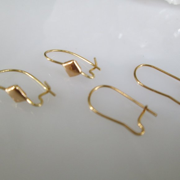 SOLID 14kt.Gold Ear Wires>14kt.Gold Kidney Shape Ear Wires,Decorative Ear wires - Picture 2 of 8
